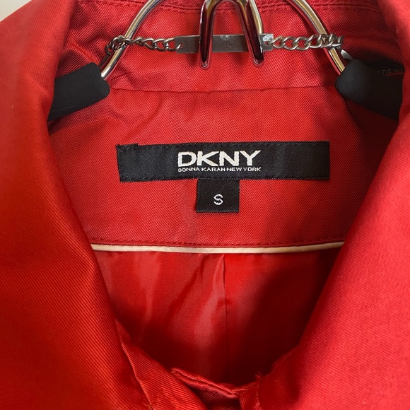 Vintage DKNY Adorable Red Trench Coat - Picture 7 of 8